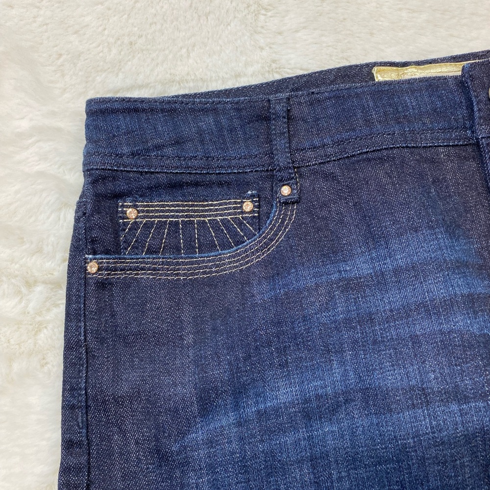 WHITE HOUSE BLACK MARKET BLANC Denim Jean Skirt | Diamond Embellishment | Size 8 - Picture 5 of 11